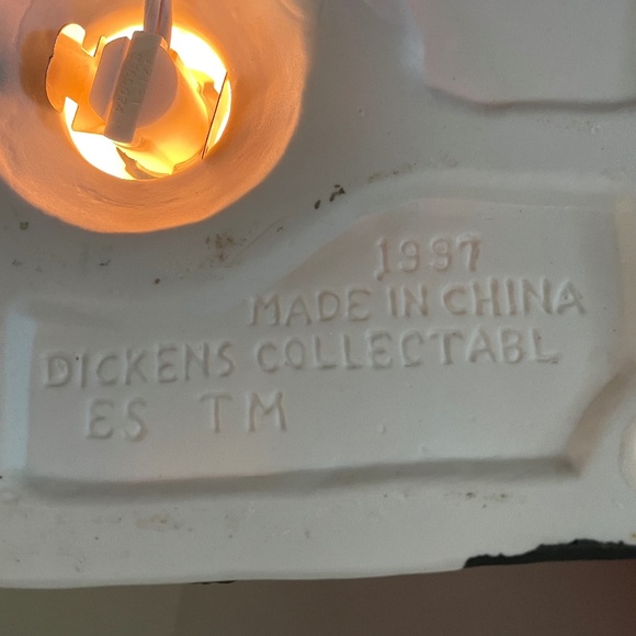 1997 Dickens Collectables Towne Series Hatfield Haberdashery Christmas Village - Picture 9 of 15